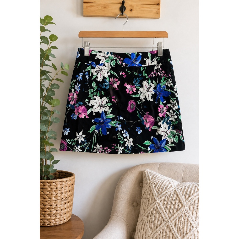 SC & Co Black Floral Skort Size 14 Stretch Golf Tennis Skirt Shorts Pockets Hike